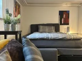 Ruhige 1 Zimmerwohnung Souterrain