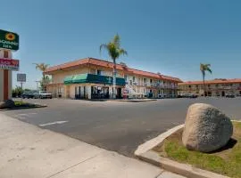 贝克斯菲尔德南瓦卡班德客栈