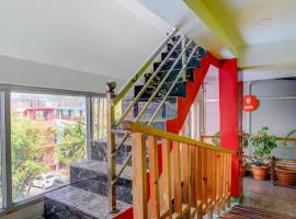 Hotel O P S Grand，位于布莱尔港的豪华型酒店