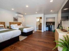 Columbia Cabins Cabin 8，位于索诺拉的酒店
