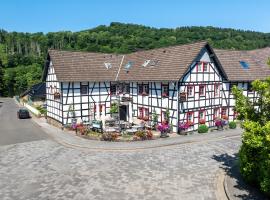Garni Hotel im Fachwerkhof，位于锡默拉特的酒店