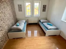 Monteurwohnung Erdgeschoss Birkenfeld - Karlsruhe 25min