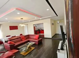 Appartement red, classique et harmonieuse