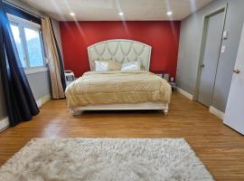 Beautifully furnished 3 bedroom house located close to all attractions，位于皮克灵的酒店