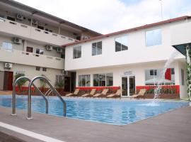 Hotel Pikeiro Blue，位于埃洛伊·阿尔法罗国际机场 - MEC附近的酒店