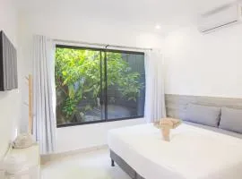 Somnara Casa Botánica near the beach