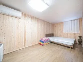 Ddlanchae Hanok Stay - Main House