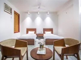 Hotel Bhakti Dhama