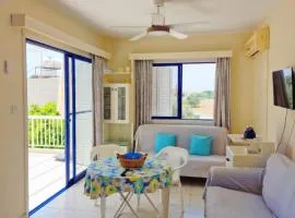 Quiet Top Floor One Bedroom Apartment in Pyla Near Beach