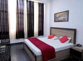 Happy Stay -Near Nizamuddin Gate No-4，位于新德里的酒店