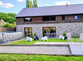 Chambres d'hôtes ''La Clairière aux Chênes''，位于特雷利耶尔的酒店