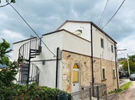 Casa Elvira Basilico，位于Scafa的酒店