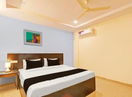 Hotel O M&N Grand，位于Pedda Ambarpet的酒店
