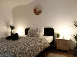 Za hrází Poděbrady，位于波杰布拉迪的酒店