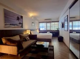 Somewhere to Escape - Hometel