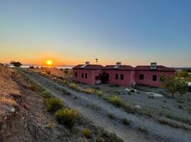 Red Village Limnos，位于穆兹罗斯的酒店