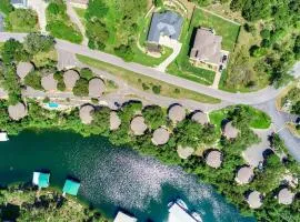 Treetop Bungalow - Community Pool Hot Tub #18