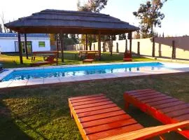 Cabañas con pileta climatizada y parque en Mendoza VERDE