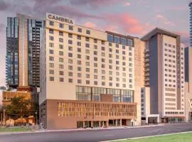 Cambria Hotel Austin Downtown