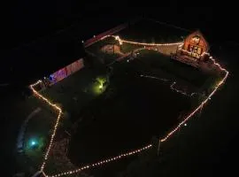 Hulaj Dusza - dom nad stawem