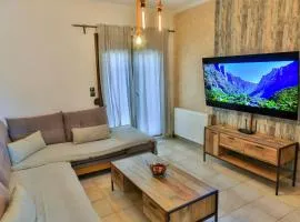 Spacious Modern Home in Kalpaki