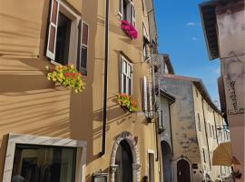 Hotel Modena old town，位于马尔切西内的酒店