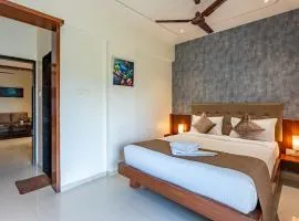 StayBird - Azure Suites, Business Hotel