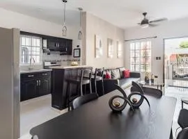 6 Bedrooms Close to the Sea Puerto Plata Center