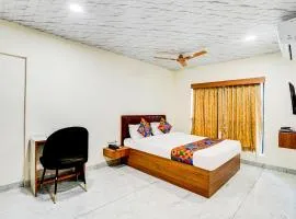FabHotel Omkar & Lodging - phoenix market city
