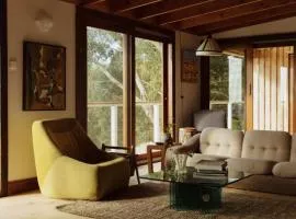 Luxury Levien retreat pool & spa & gym