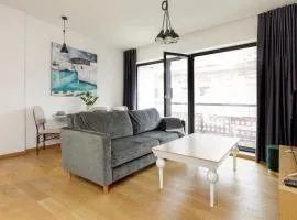 Trendy Rotermann Quarter Studio