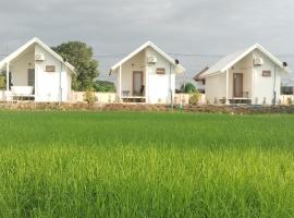 Tiny house homestay T2，位于Ban Mai Lao Yao的小屋