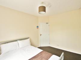 Central Studios - Swindon Rd，位于切尔滕纳姆的酒店