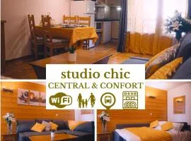 studio chic redécoré avec soin, idéal couples familles ou entre amis,parfait pour cure thermale ou séjour ski, wifi 180 chaines tv parking couvert