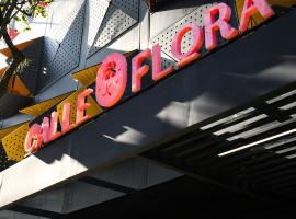 Calle Flora Botanic Hotel - By Jalo，位于麦德林的酒店