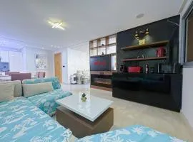 Oceanfront Gem and Beach Access