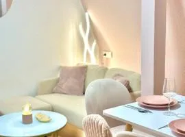 Pink Sissi Hideaway mit Seeblick