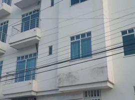 Hotel del oeste，位于约帕尔的酒店