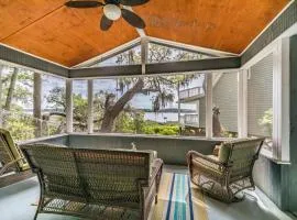 NEW LISTING! Views of Intracoastal Waterway - Sleep 4