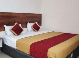 HOTEL SASHI GRANd，位于维杰亚瓦达的酒店