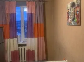 Three-room apartment in the center