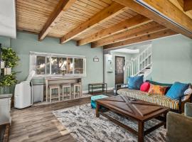 MtnCity Views 4BR Firepit FamilyRetreat NearUNR，位于里诺的别墅