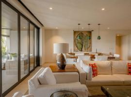 Punta Mita oceanfront condo Casa Lulu，位于蓬塔米塔的分契式公寓