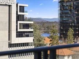 Central Lakeview Apartments- free parking