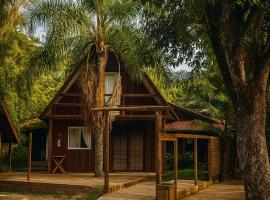 Tubarão dos Mares Chalé，位于巴拉那瓜的酒店