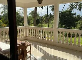 Takaungu Pool Guest House