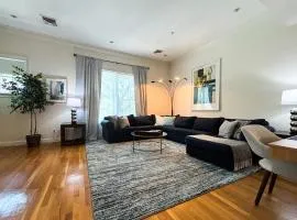 Modern Townhome,boston Vacation,2 Bath,pkg,deck