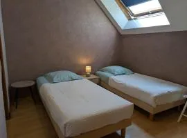 Chambre d'hôtes avec salle d'eau privative à Gidy - FR-1-590-491