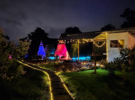 Flora Glamping de Abuela，位于福尔图纳的木屋