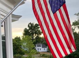 Cape Ann North Shore close to Salem and beaches，位于Essex的酒店